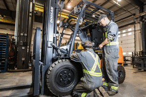 service forklift